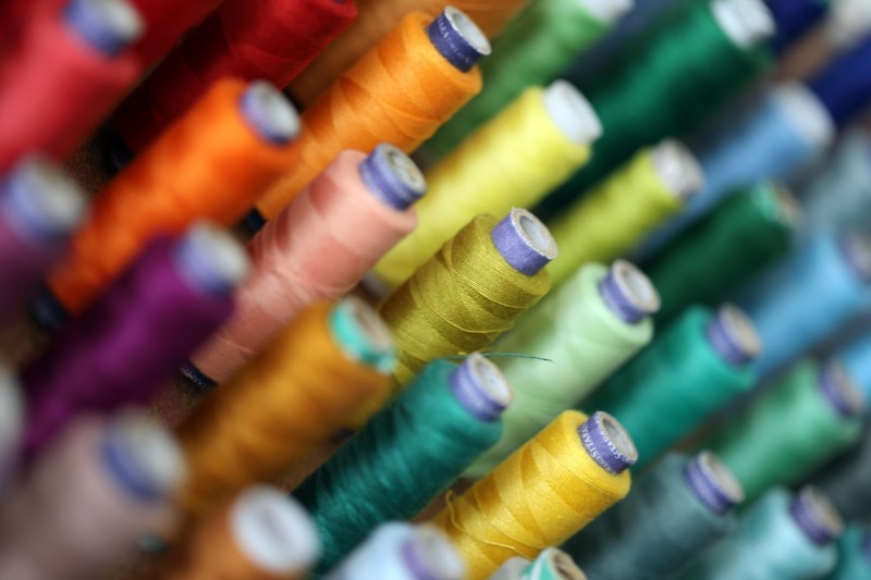 From Factory Floor to Retail Shelf: How Thread Quality Impacts Production Efficiency